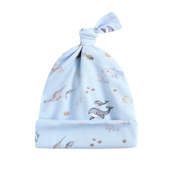 Luxie Sea of Love Knot Hat